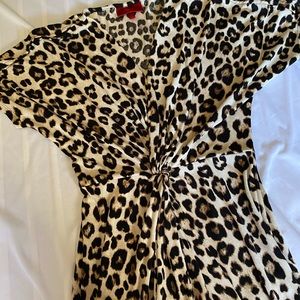 Jennifer Lopez print dress with tied middle. M.